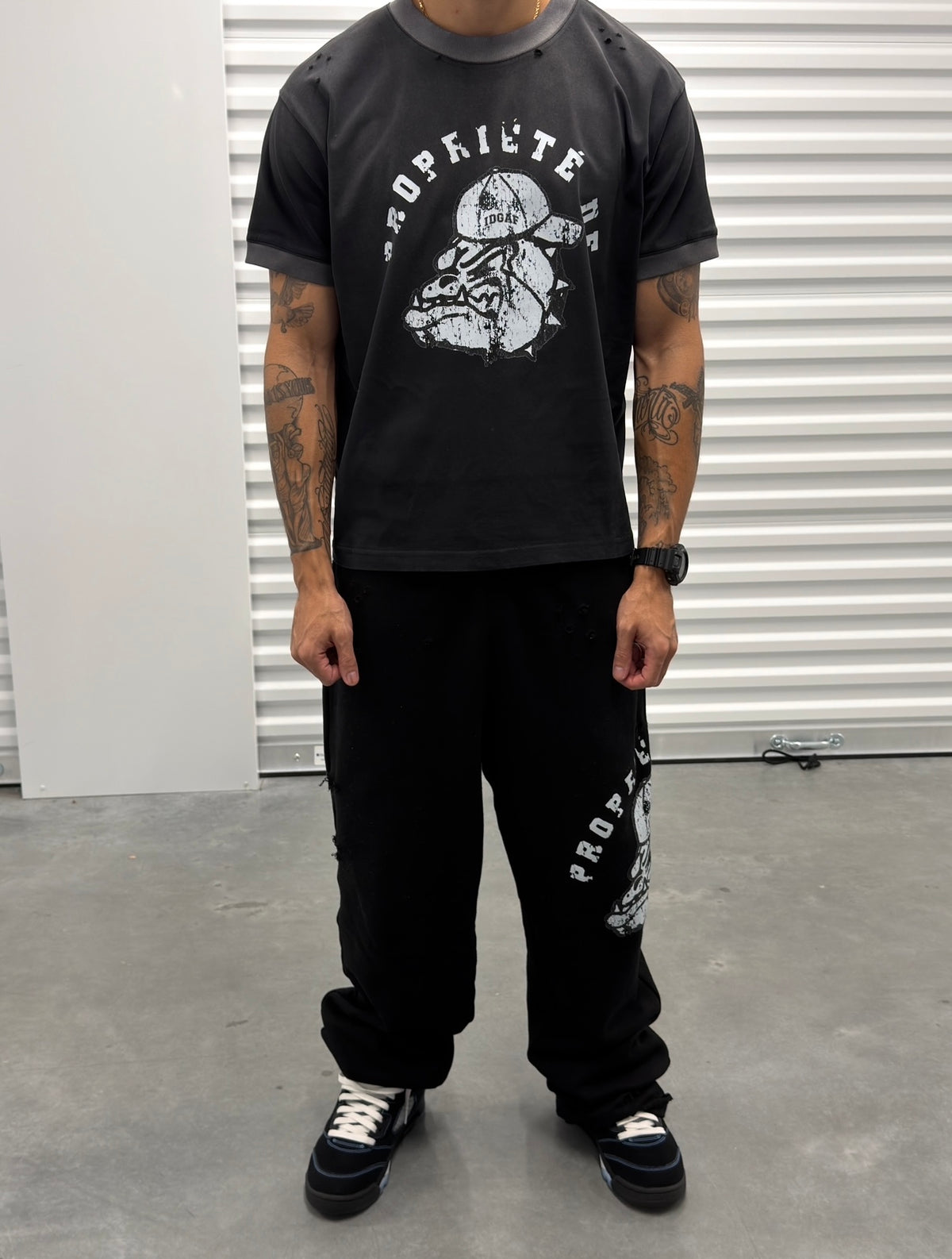 ‘PROPRIÉTÉ DE IDGAF’ Ringer Tee